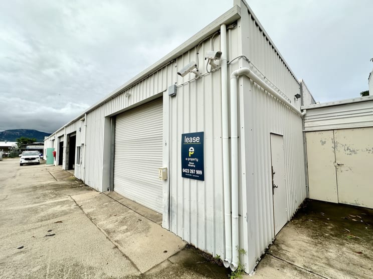 Click to view all images Unit 3/10-12 Rendle Street Aitkenvale QLD 4814 - Image 3