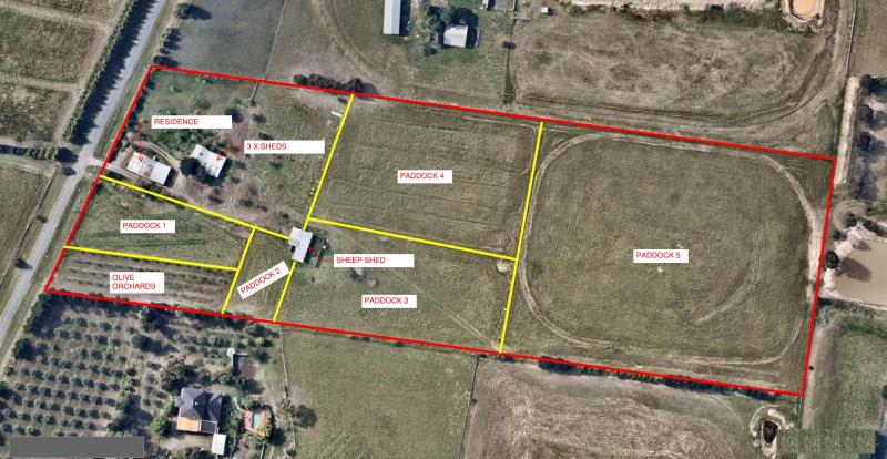 Click to view all images 90 Green Street Bulla VIC 3428 - Image 3