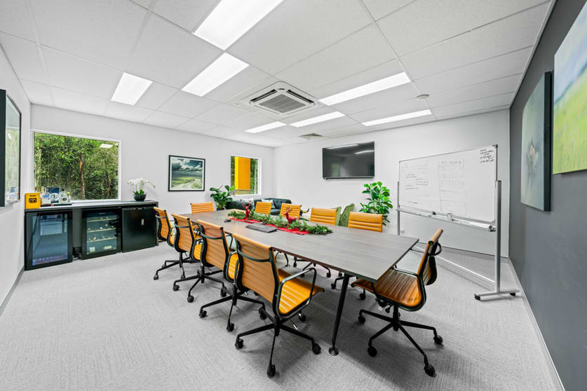 Click to view all images 53 Brandl Street Eight Mile Plains QLD 4113 - Image 2