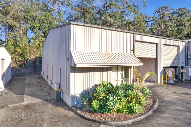Click to view all images 3/68 Railway Crescent Lisarow NSW 2250 - Image 2