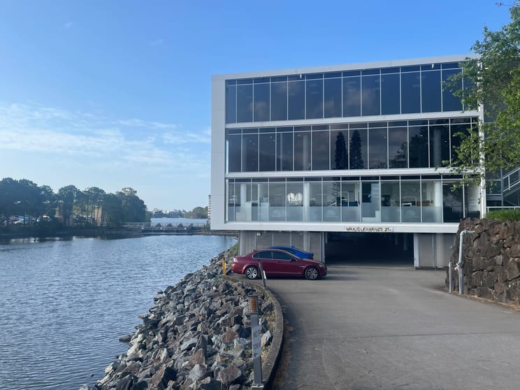 1/20 LAKE ORR DRIVE Varsity Lakes QLD 4227 - Image 1