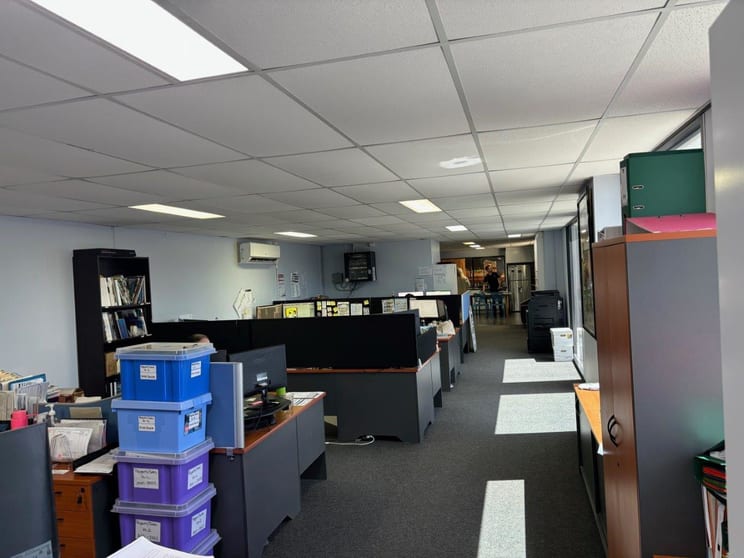 Click to view all images 1/45 Neumann Road Capalaba QLD 4157 - Image 2