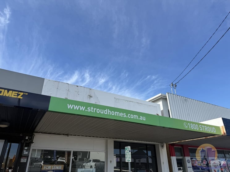 Click to view all images 2/7 Bourbong Street Bundaberg Central QLD 4670 - Image 3