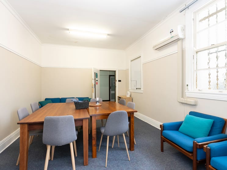 Click to view all images Suite 11/104A Molesworth Street Lismore NSW 2480 - Image 3