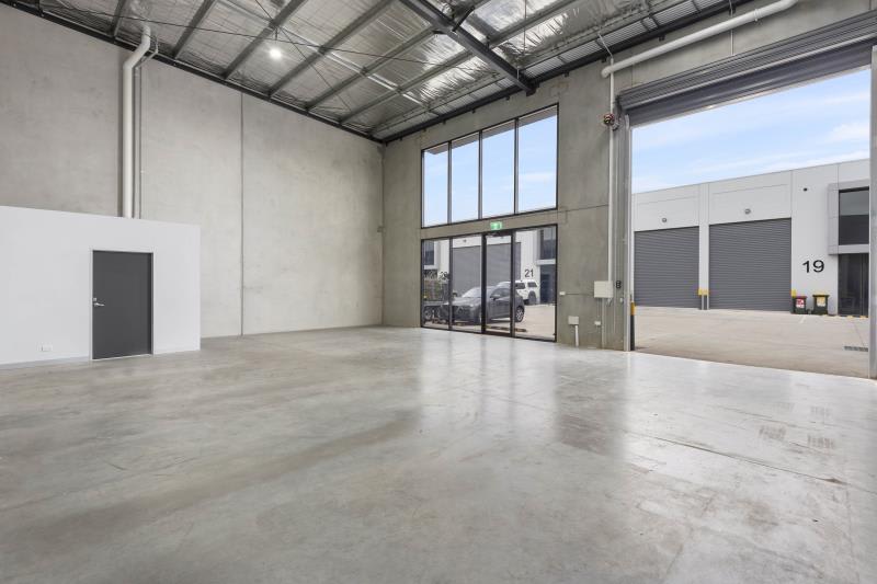 Click to view all images Whole of Property/Unit 14, 3 Dyson Court Breakwater VIC 3219 - Image 2