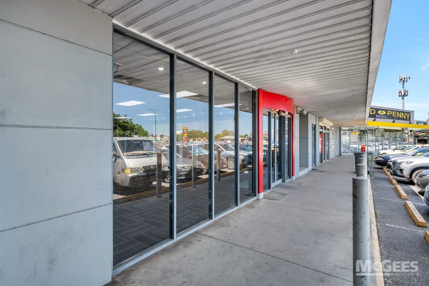 Click to view all images 618-620 Lower North East Road Campbelltown SA 5074 - Image 2