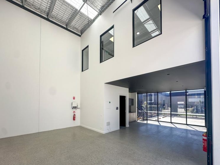 Click to view all images Unit 1/25 Robbins Circuit Williamstown North VIC 3016 - Image 3