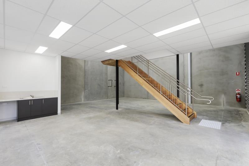 Click to view all images Unit 24, 3 Dyson Court Breakwater VIC 3219 - Image 2