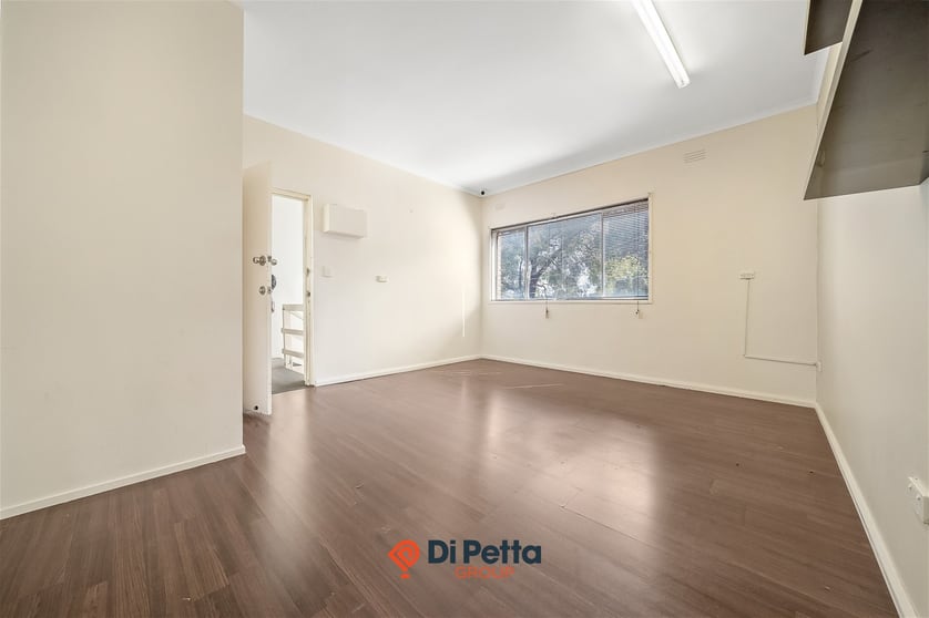 Click to view all images 15B Elonera Road Noble Park North VIC 3174 - Image 3