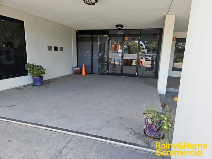 Click to view all images 13 McPherson Road Smeaton Grange NSW 2567 - Image 3
