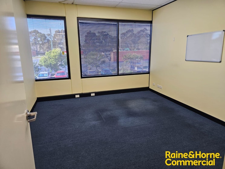 Click to view all images 13 McPherson Road Smeaton Grange NSW 2567 - Image 2