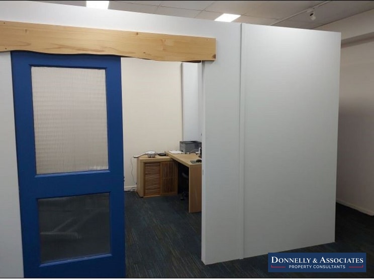 Click to view all images Unit 1/36 Devlan Street Mansfield QLD 4122 - Image 3