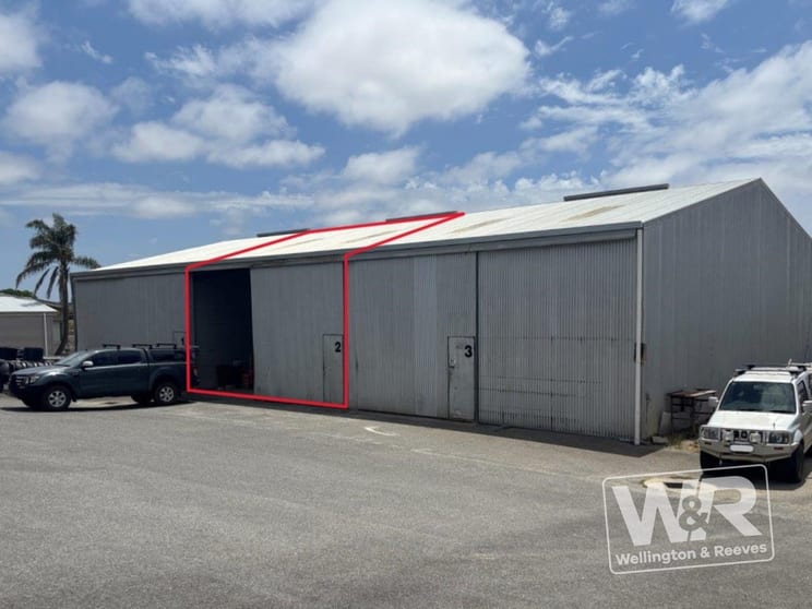 Click to view all images Unit 2/256 Albany Highway Albany WA 6330 - Image 1