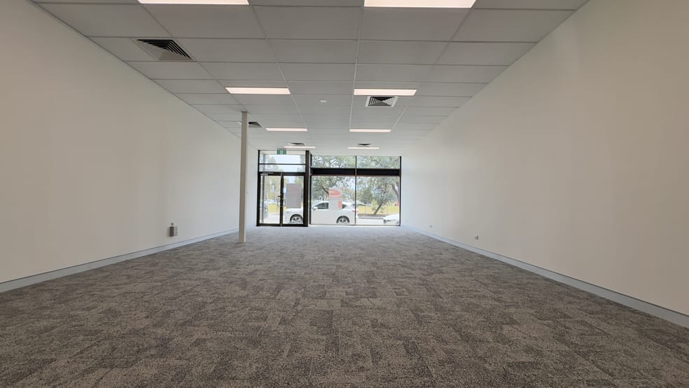 Click to view all images Unit 2/34-42 Cohen Street Belconnen ACT 2617 - Image 1