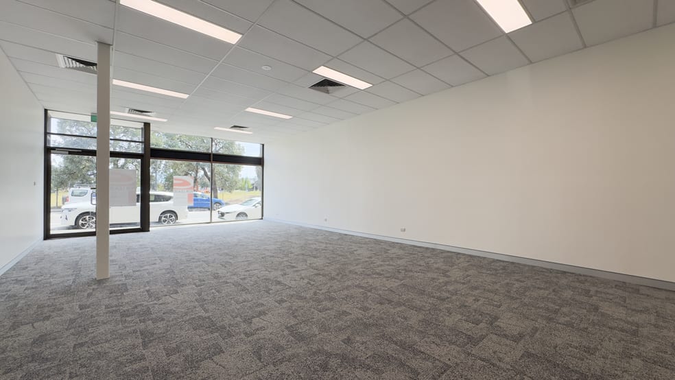 Click to view all images Unit 2/34-42 Cohen Street Belconnen ACT 2617 - Image 2