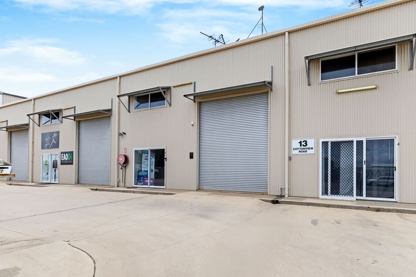 Click to view all images 5/13 Cotton View Road Emerald QLD 4720 - Image 3