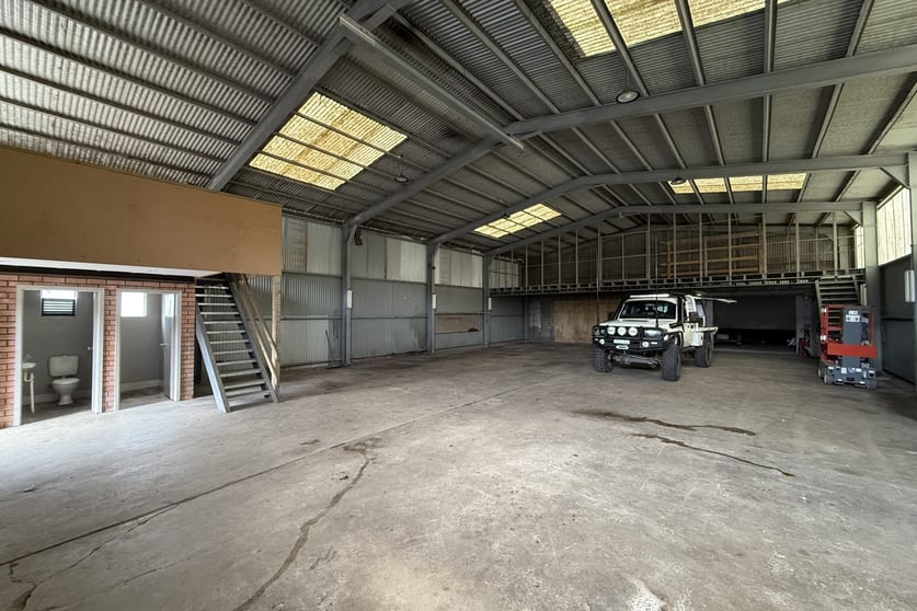 Click to view all images 206 Shellharbour Road Port Kembla NSW 2505 - Image 2