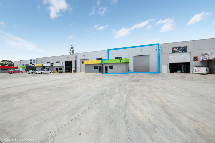 7/17 Deborah Street Golden Square VIC 3555 - Image 1