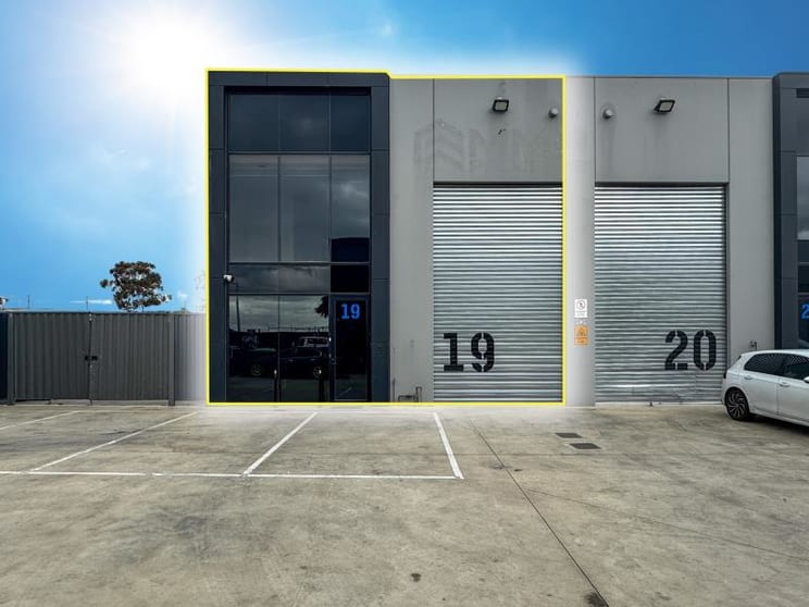 Click to view all images Unit 19/20 Export Drive Brooklyn VIC 3012 - Image 1