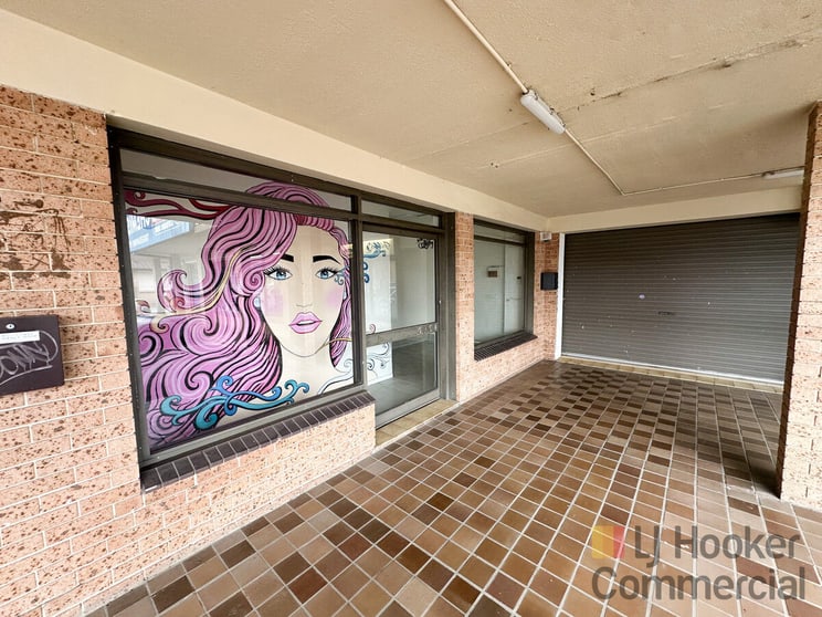 3/2 Cadonia Road Tuggerawong NSW 2259 - Image 1