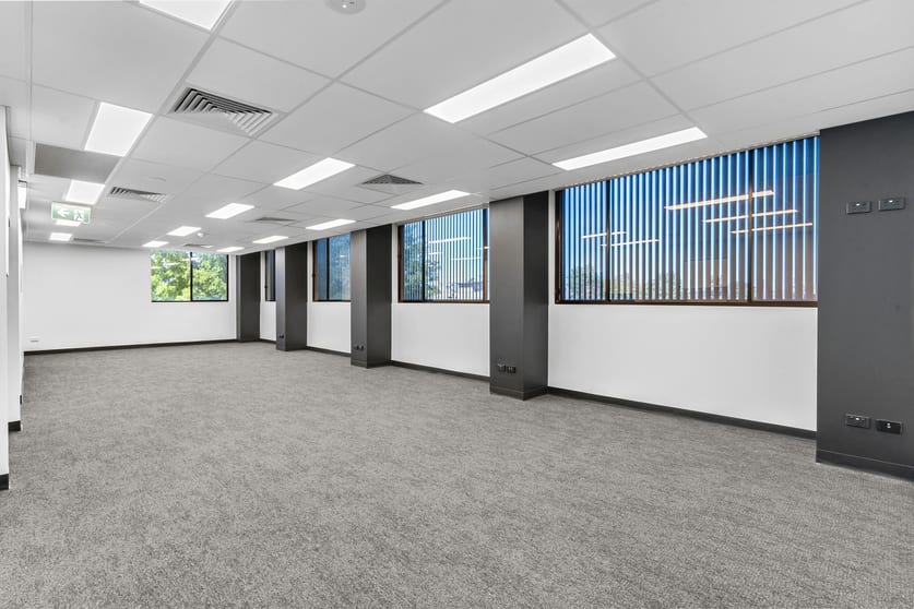 Click to view all images 811A Ballarat Road Deer Park VIC 3023 - Image 3