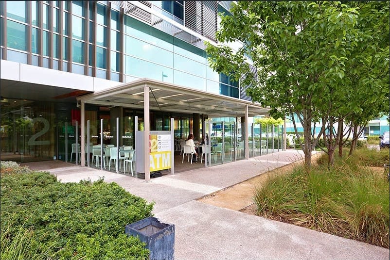 Click to view all images 69/574 Plummer Street Port Melbourne VIC 3207 - Image 3