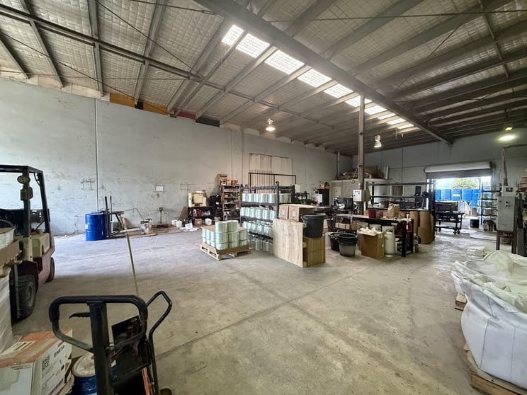 2/92 Chetwynd St Loganholme QLD 4129 - Image 2