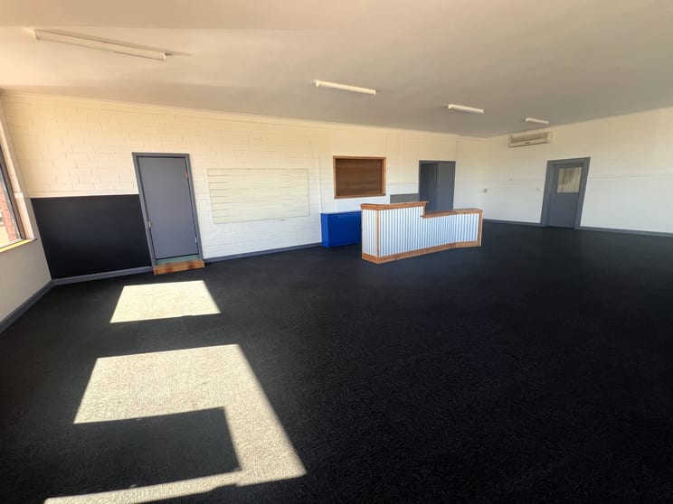 Click to view all images 40 Robertson Street Naracoorte SA 5271 - Image 2