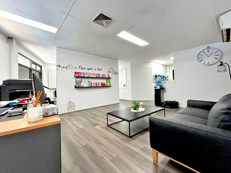Click to view all images 2a/549 Woodville Road Guildford NSW 2161 - Image 2