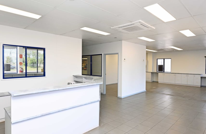Click to view all images 414 Stuart Highway Winnellie NT 0820 - Image 2