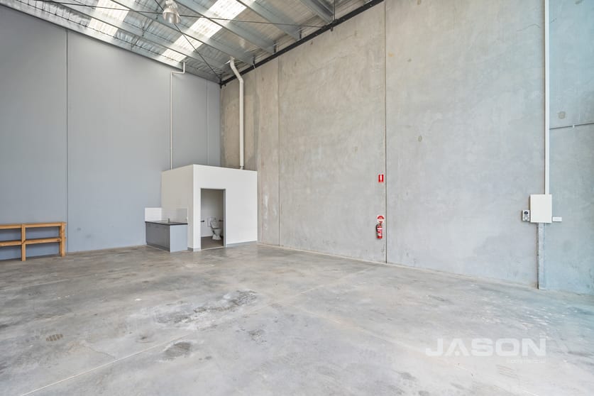Click to view all images 20/72-74 Lambeck Drive Tullamarine VIC 3043 - Image 3