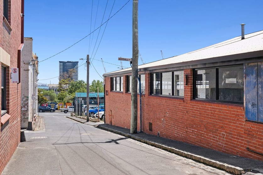 Click to view all images 2 Wesley Place Geelong VIC 3220 - Image 3
