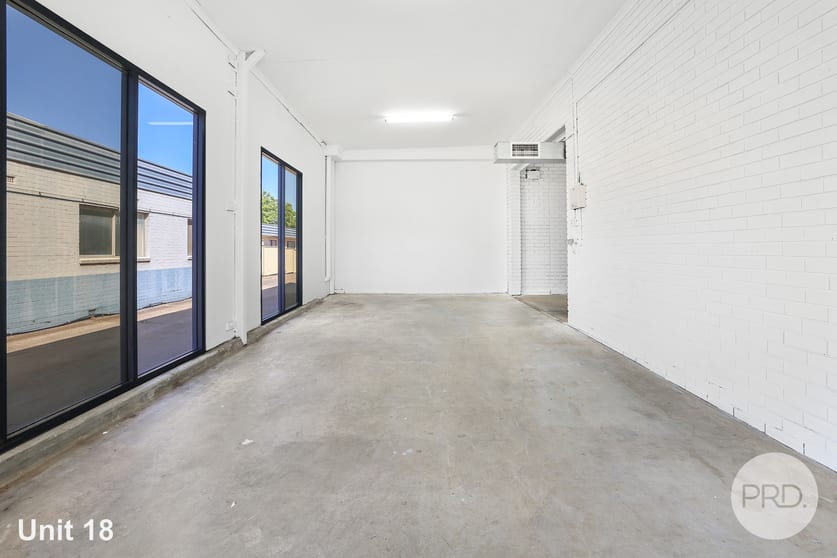 Click to view all images Unit 18/84-92 Barnes Street Tamworth NSW 2340 - Image 3