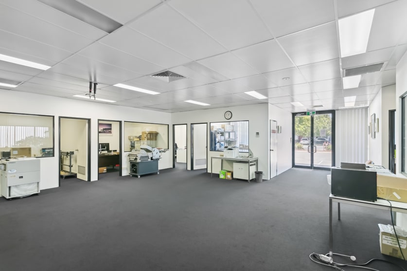 Click to view all images 13 Sangiorgio Court Osborne Park WA 6017 - Image 3