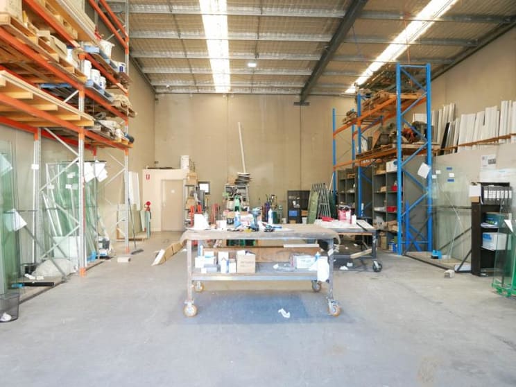 Click to view all images Unit 8/13 Pioneer Avenue Tuggerah NSW 2259 - Image 2