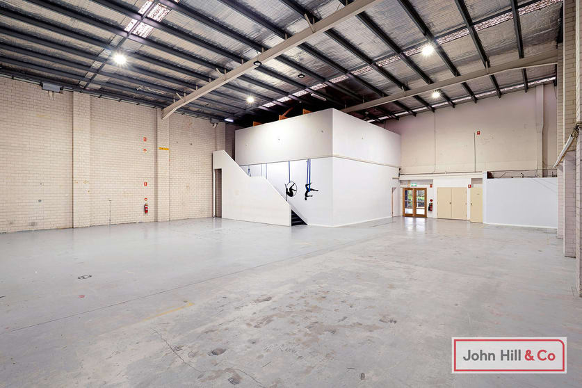 Click to view all images E2/2 Packard Avenue Castle Hill NSW 2154 - Image 3