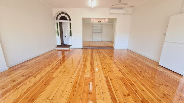 Click to view all images 49 Semaphore Road Semaphore SA 5019 - Image 2