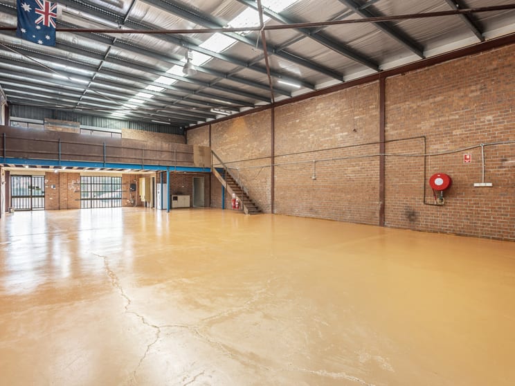 Click to view all images 1/23 Kurrajong Road North St Marys NSW 2760 - Image 3