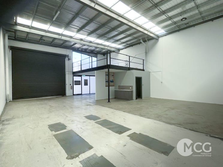 Click to view all images 14/ 562 Geelong Road Brooklyn VIC 3012 - Image 2