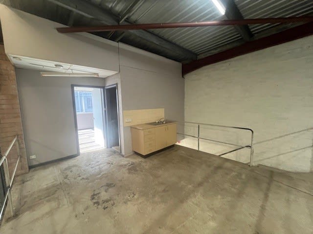 Click to view all images Unit 16/80 Box Road Taren Point NSW 2229 - Image 3