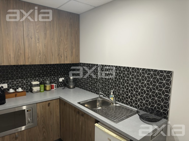 Click to view all images Suite 4/116 Mounts Bay Road Perth WA 6000 - Image 4