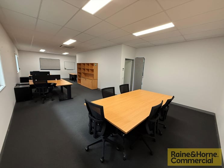 Click to view all images 1/16 Crockford Street Northgate QLD 4013 - Image 2