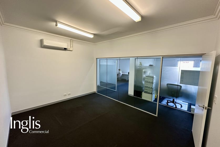 Click to view all images 2B/190 Argyle Street Camden NSW 2570 - Image 3