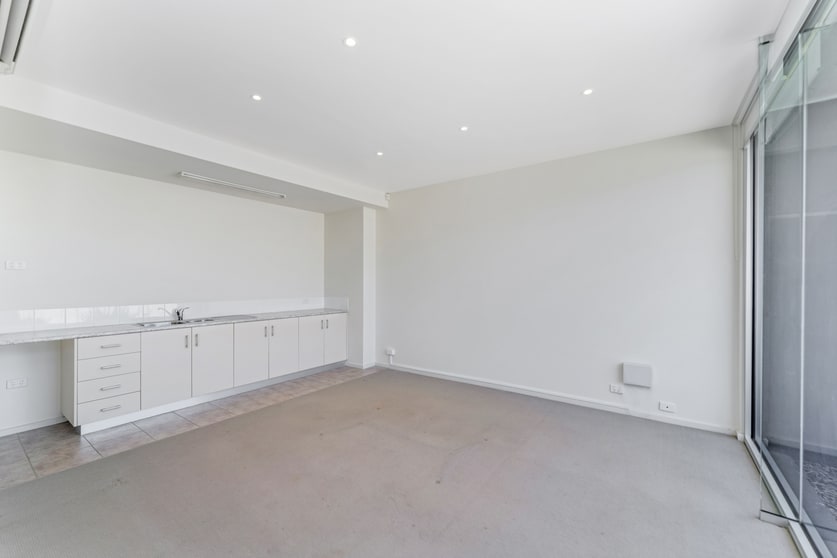 Click to view all images 25 Ring Road Alfredton VIC 3350 - Image 3