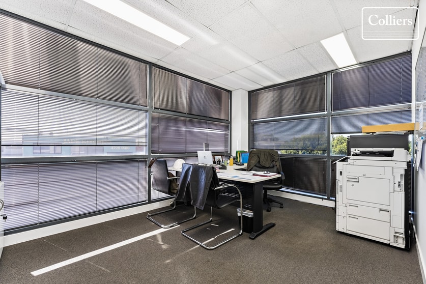 Suite 3/118-120 Auburn Street Coniston NSW 2500 - Image 3