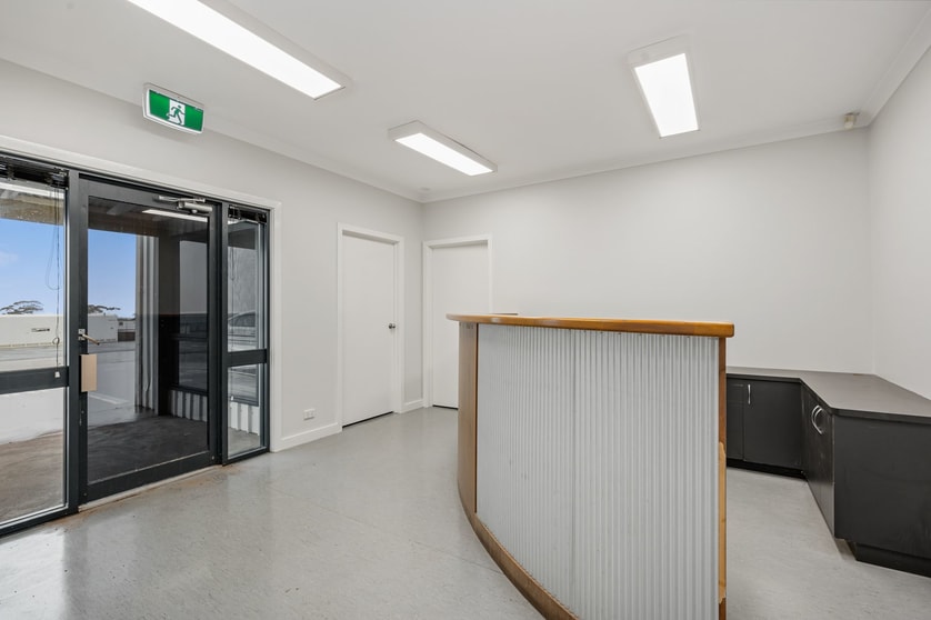 Click to view all images Broadwood WA 6430 - Image 3