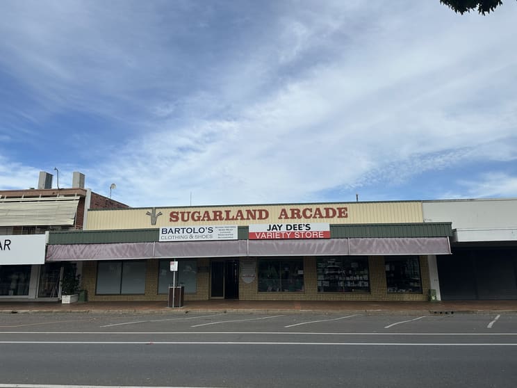 Click to view all images 5/14-16 Front Street Mossman QLD 4873 - Image 1