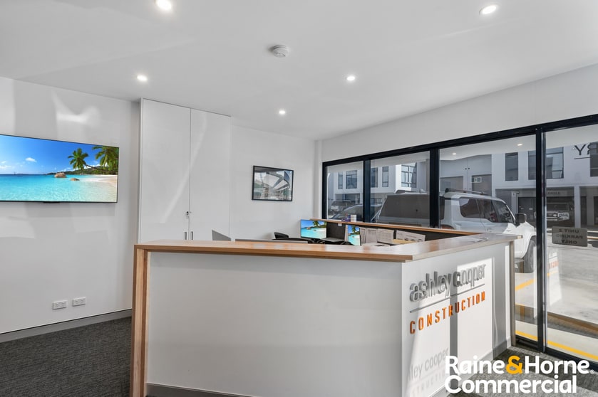 Click to view all images 2/3-5 Deakin Street Brendale QLD 4500 - Image 2