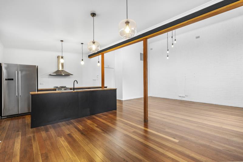 Click to view all images Unit 3/18 Wood Street Newcastle West NSW 2302 - Image 3