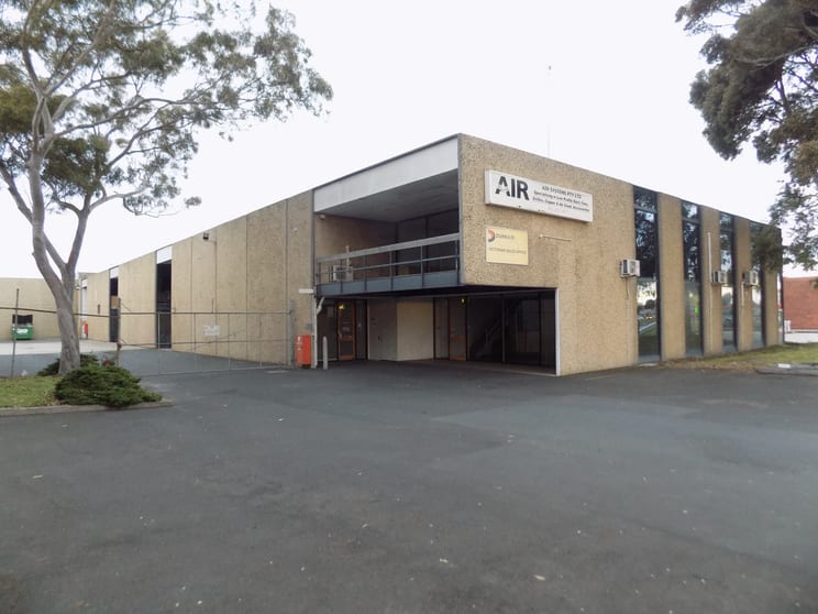 Click to view all images 302-304 Boundary Road Dingley Village VIC 3172 - Image 1